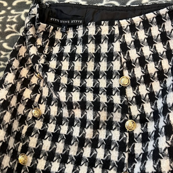 HYFVE Dresses & Skirts - ❤️💋FUN SEXY FLIRTY SKIRT💋❤️SIZE COLOR SMALL 228